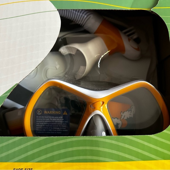 Oceanic Adult Snorkeling Set Snorkel Mask Flippers & Bag Small/ Medium Brand New - Picture 4 of 10